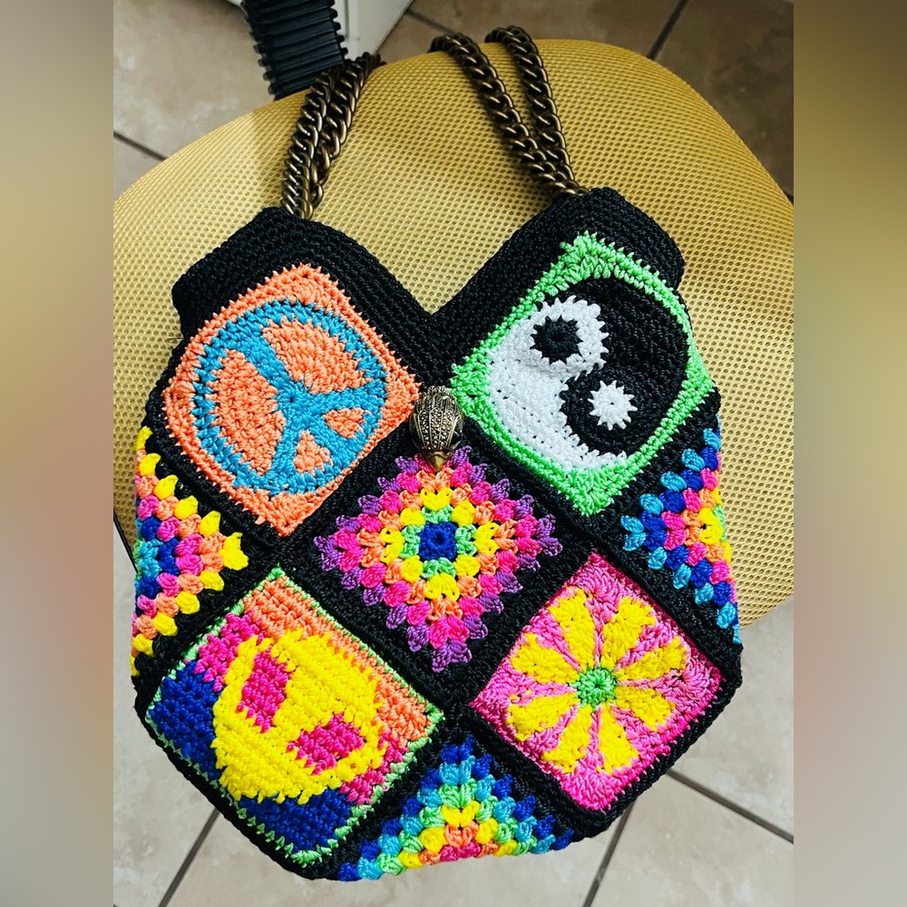 Selling my never used hobo bag